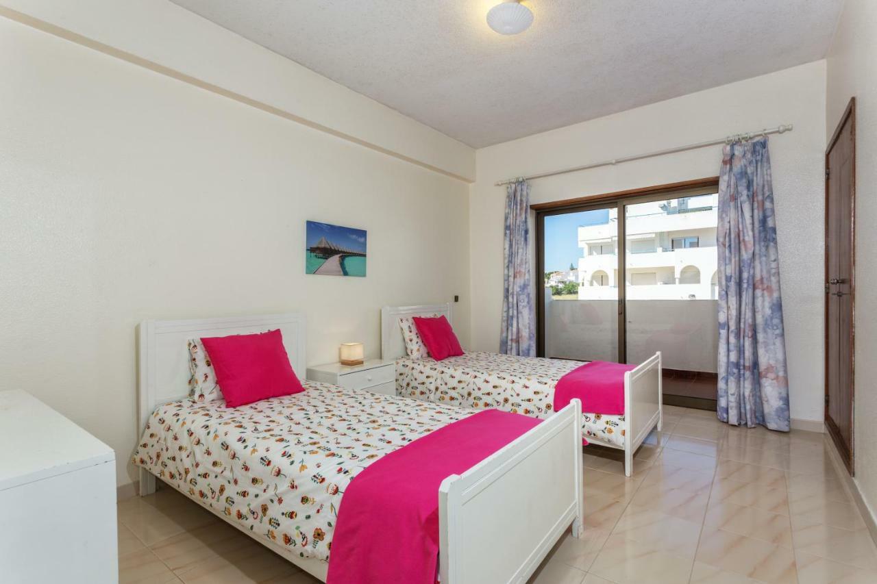 פורצ'ס Andorinha 2 Bedroom Apart-Close To The Sea-Algarve מראה חיצוני תמונה